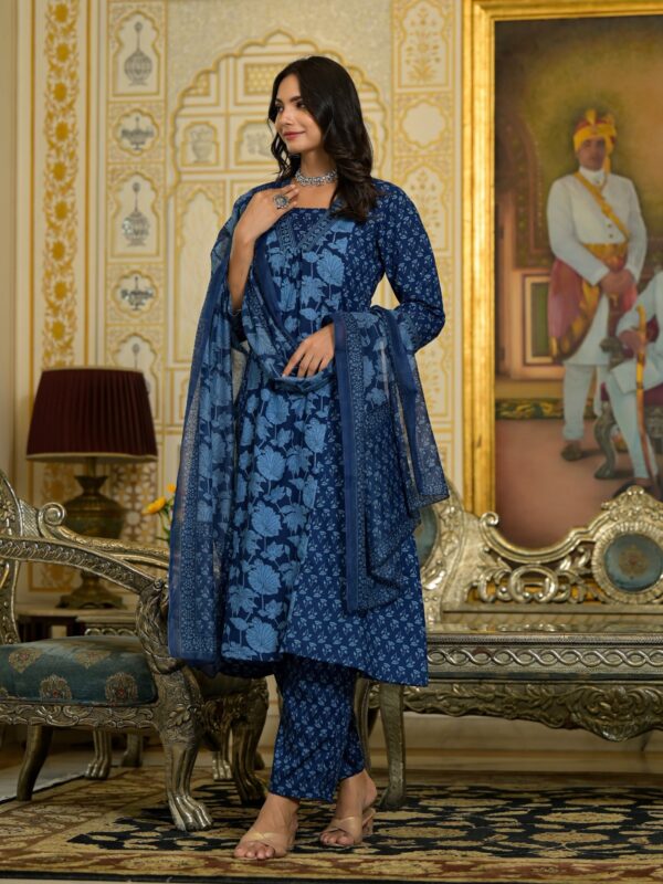 Blue Floral Printed Viscose Kurta Set With Dupatta
