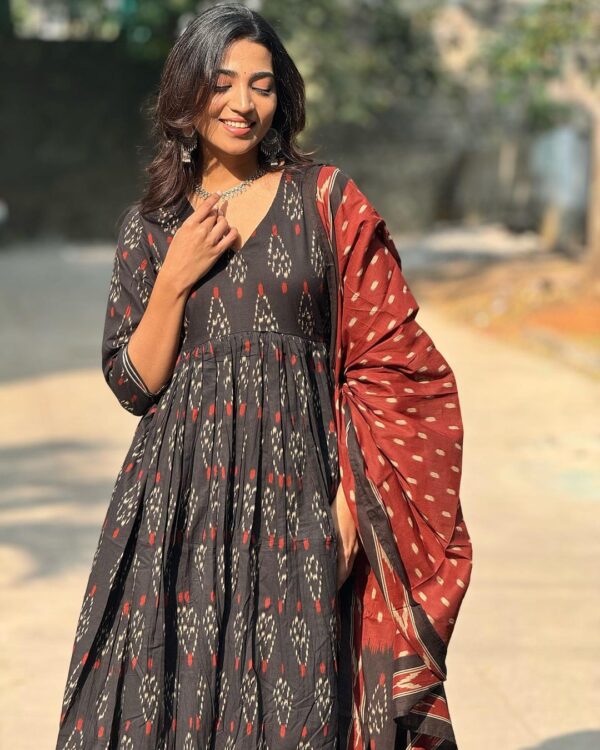 Black Ethnic Printed Viscose Kurta Set With Dupatta