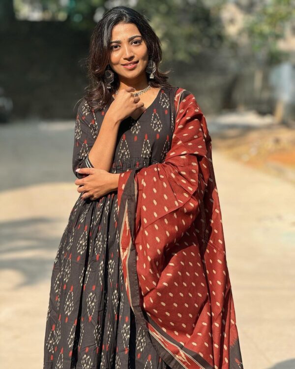 Black Ethnic Printed Viscose Kurta Set With Dupatta